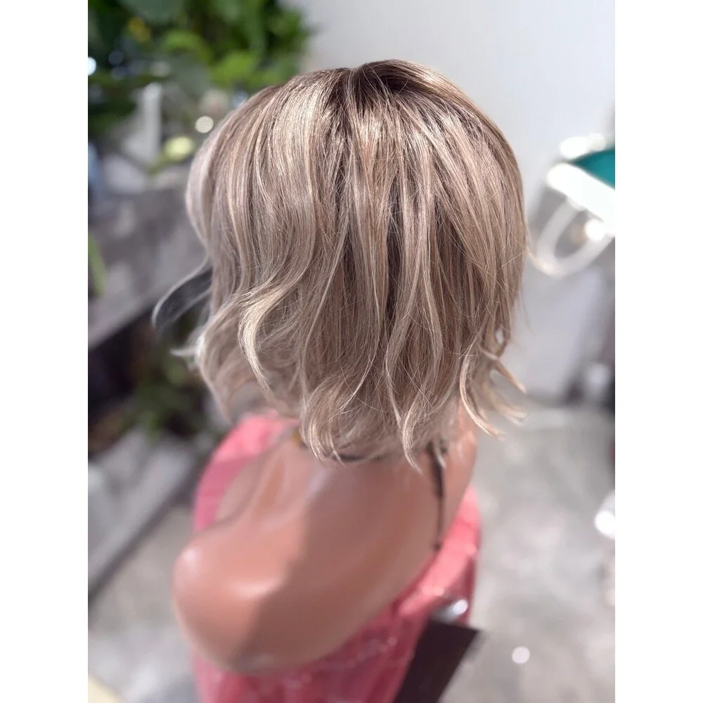 Belle tress “Miami” wig in color Milk Shake Blond New